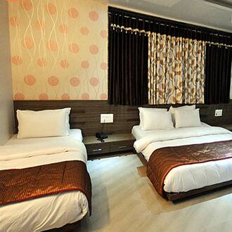Hotel Shri Sai Manish, Shirdi 2